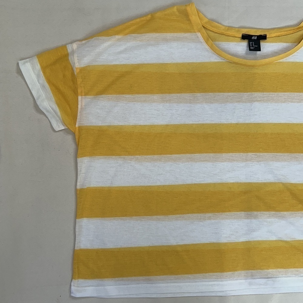 H&M Yellow and White Wide Striped Crop Top - Picture 8 of 12